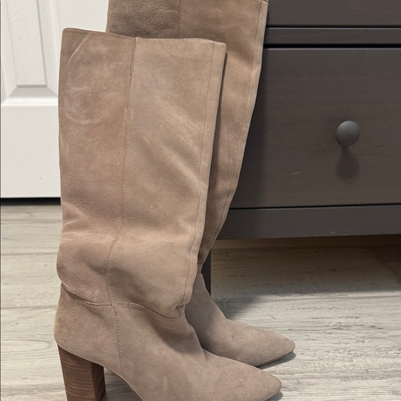 Steve Madden Shoes - Steve Madden Taupe Suede Heeled Boots